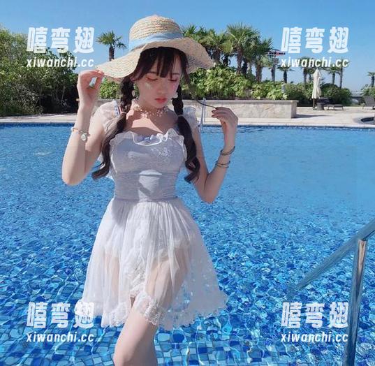 观看155.fun的场景，像极了我家后院的迷宫，真想跃进去。
