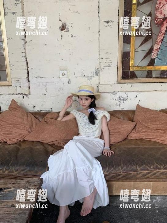 15吃瓜网官网地址之间的奇幻旅行，路过好几个神奇的吧！