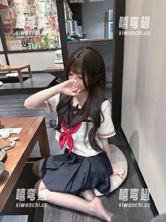 快来51吃瓜苹果版，黑料爆料如同薯片，停不下来！