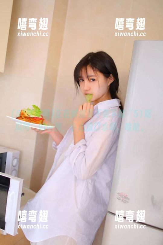 正在纠结要不要下载“51吃瓜网”的链接，小心流口水哦，哈哈。