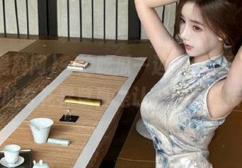 一边吃瓜一边观看，51黑料网的奇花异草真是让人目不暇接。