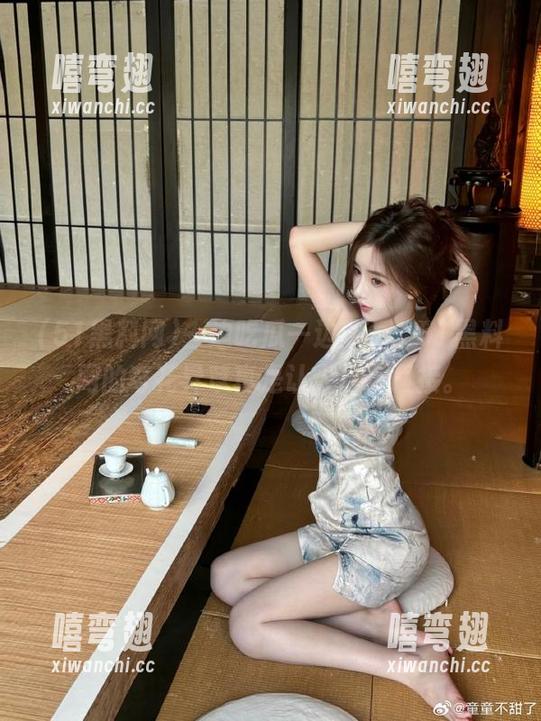 一边吃瓜一边观看，51黑料网的奇花异草真是让人目不暇接。