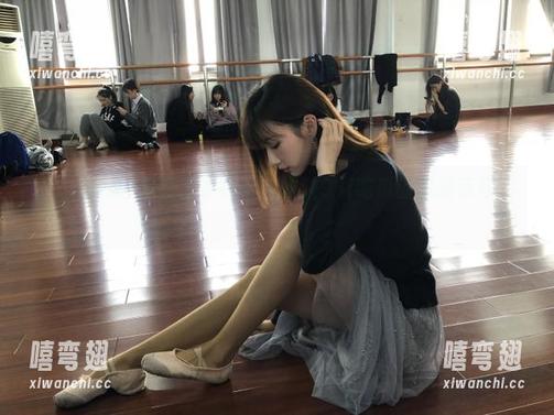 想要追逐热议？快让91i吃瓜的链接带你飞！