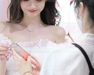 首页显威力，91吃瓜让你一边闻八卦，一边想着晚上吃什么宵夜！