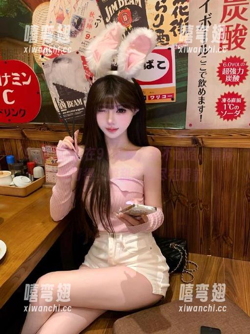 91吃瓜 我在91吃瓜,永不迷路,黑料随手可得,酸甜苦辣尽在眼前