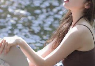 “91吃瓜中心”果然不愧是热搜聚集地，网址一打开，八卦如潮水般涌来！