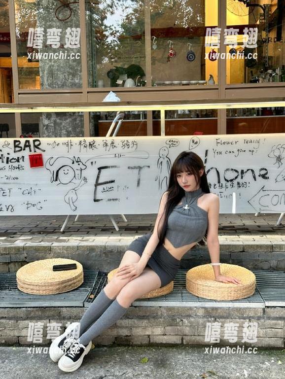 www.51 登录“www.51.cim”,我的脑容量小了,但我们的话题可真多,一言不合就分享瓜!