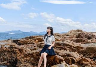 吃瓜大本营官网，像一场无终的狂欢节，我们到底想要怎样的瓜？