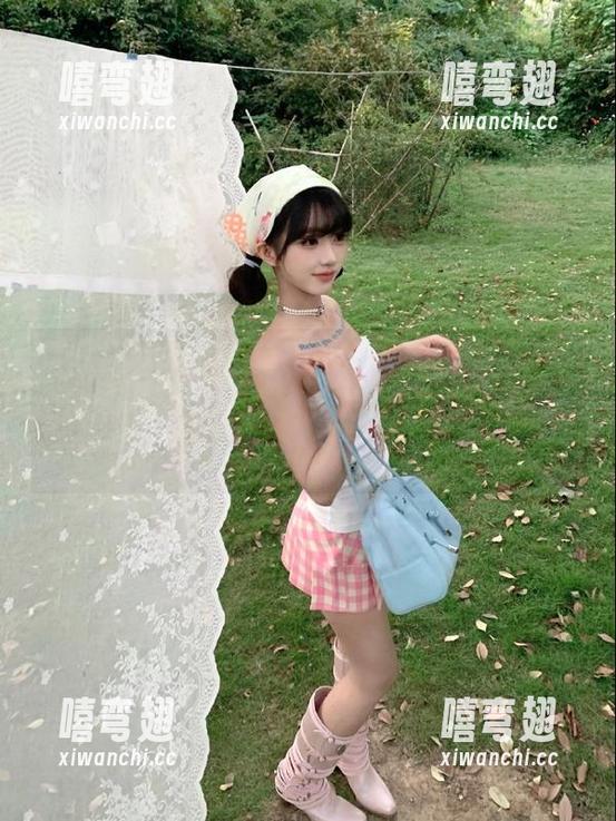 我在吃瓜网下载这条线路上失控了，一不小心又陷入了随机的惊喜里，哈哈岂不是太尴尬？