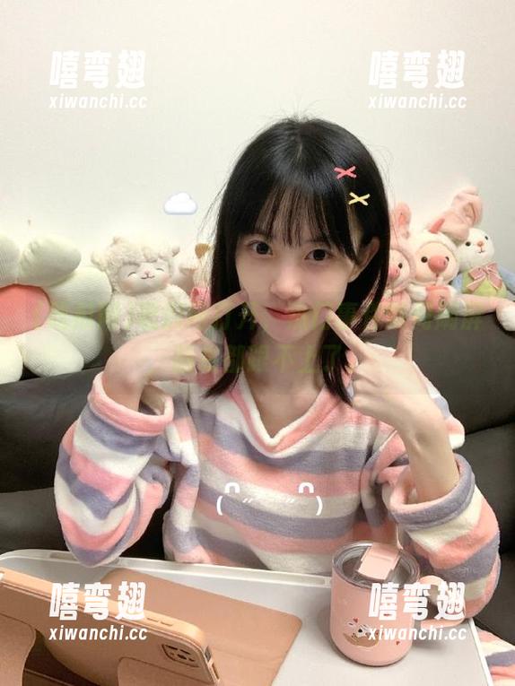 吃瓜网打开，热门事件瞬间刷屏，脑袋都跟不上了。