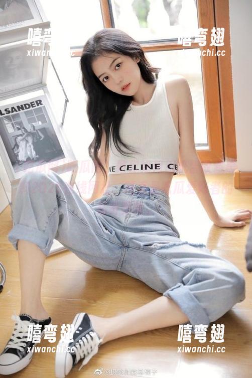 吃瓜网，教你如何用机智收藏黑料2025在线网址，简直是吃瓜爱好者的必备策略。