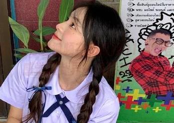有些视频在吃瓜网91上都登场了，感觉八卦界一场狂欢派对。
