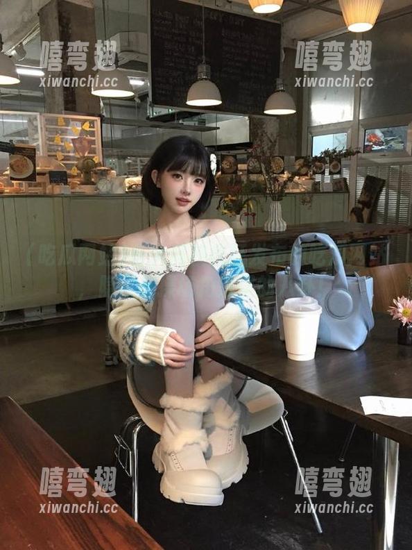 各大高校疯狂发布的吃瓜网站，隐藏在操场角落里的八卦！