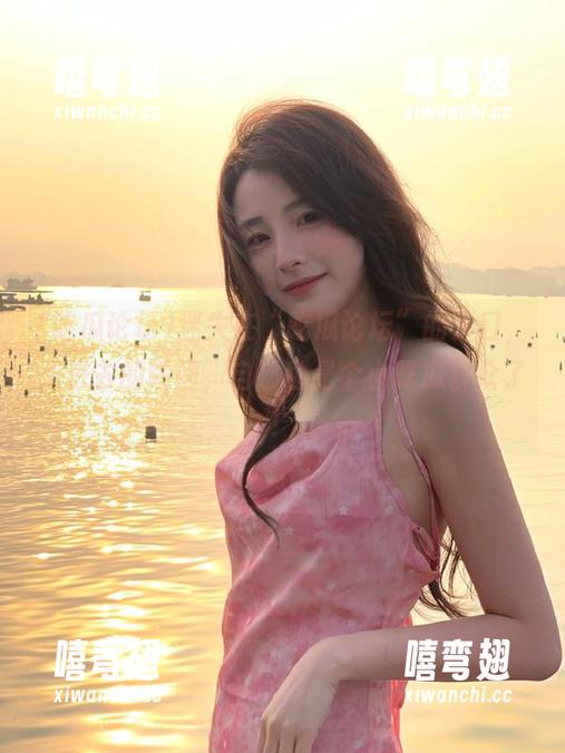 迷失在“吃瓜论坛”的入口，点进去的瞬间，自己也是个小吃瓜群众了！