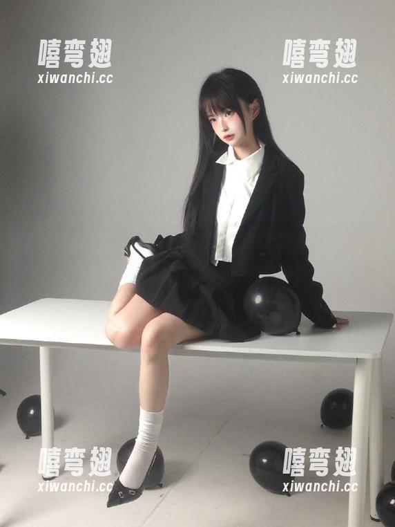 每次上网曝黑料苹果版，我都在想，这娱乐圈到底咋了？