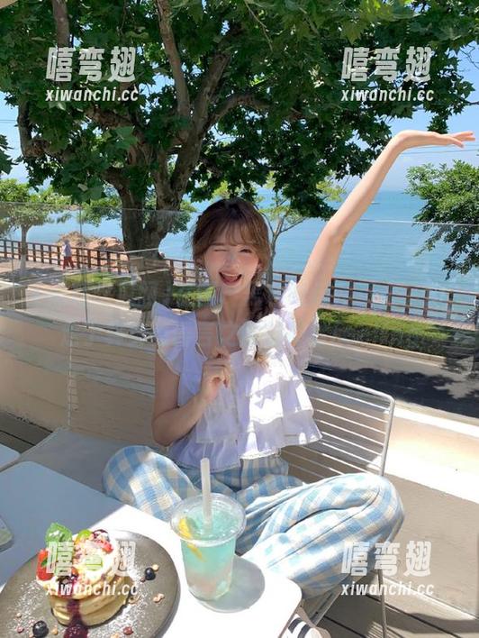 在国产黑料吃瓜网页上，游走于真实与谣言之间的微妙feeling