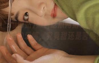 黑料吃瓜网站更新：八卦新闻里的爱情，究竟甜还是苦呢？