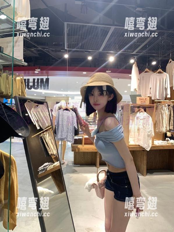 网页上的黑料正能量爆料：愁字一箩筐，眼花缭乱的八卦无下限。