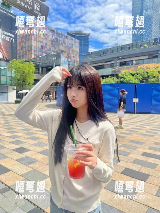 黑料社区 酸甜苦辣!黑料社区官网的最新动态让人忍不住想围观一波。