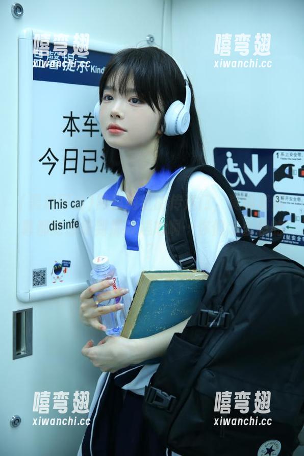 黑料网址的传送门，真隔着屏幕都能感受到那股尴尬啊…你们怎么想的？
