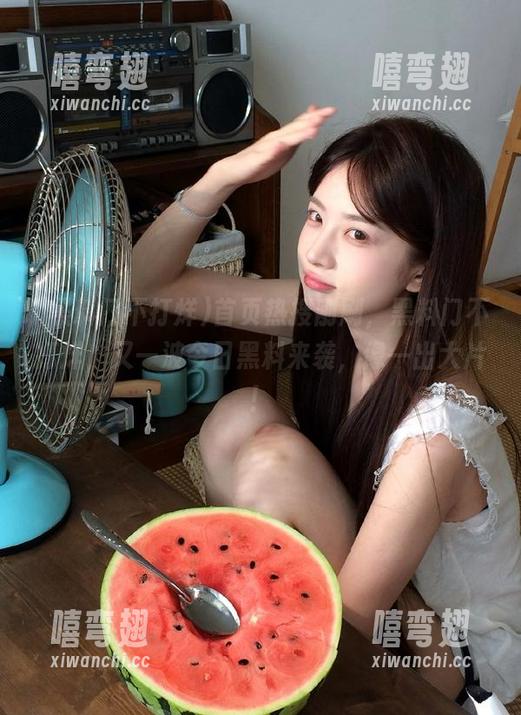 首页热搜刚刷，黑料门不打烊，又一波今日黑料来袭，像一出大片！